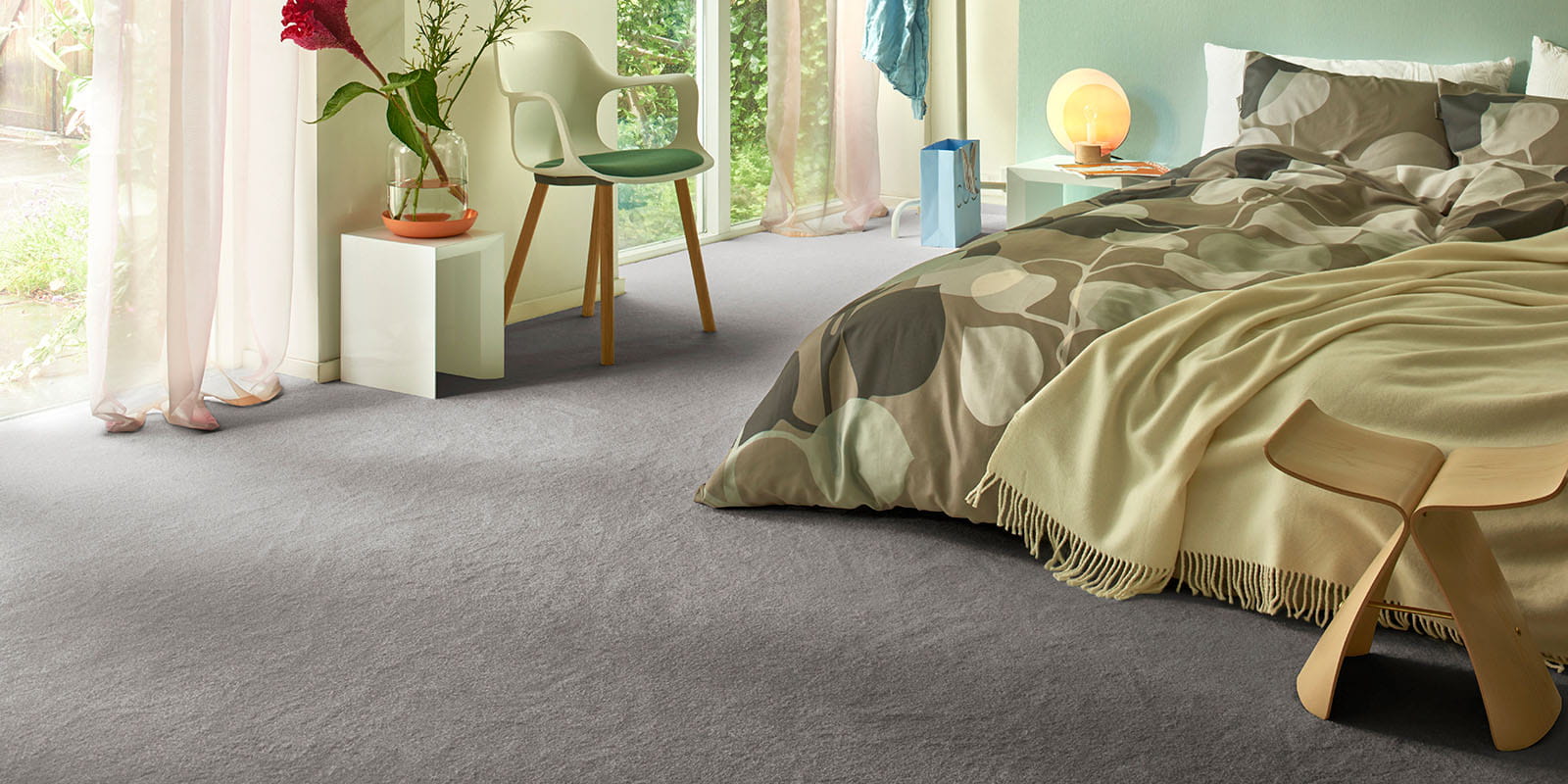 Sedna® Carpet - Kai 95 - Basalt - Bed